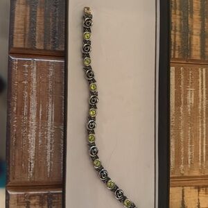Or Paz Sterling Silver Rose bracelet Peridot Green 6 3/4 L
